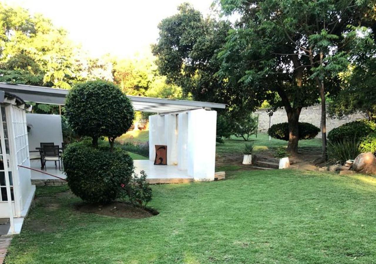Weeping Willow Midrand Exterior photo