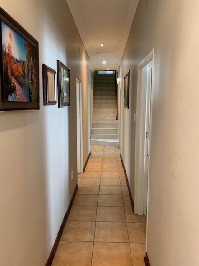 Weeping Willow Midrand Exterior photo