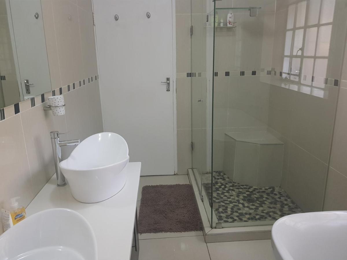 Weeping Willow Midrand Exterior photo